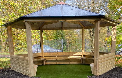 Free-standing gazebos, Canopies & Shelters